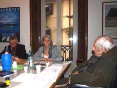 Paolo Abelli, Stefania Brai e Francesco Maselli in riunione per individuare i vincitori.